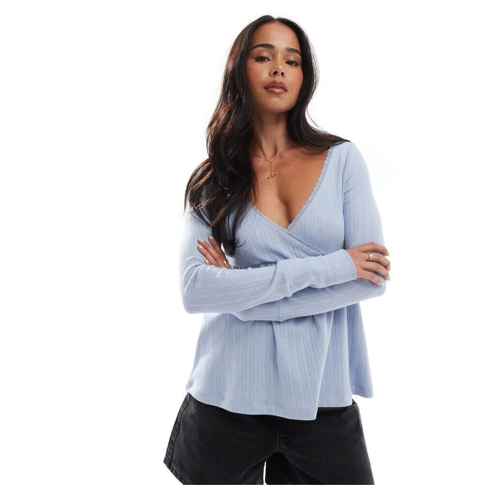 Hollister Light Blue Cross Front Long Sleeve Top Size Small New